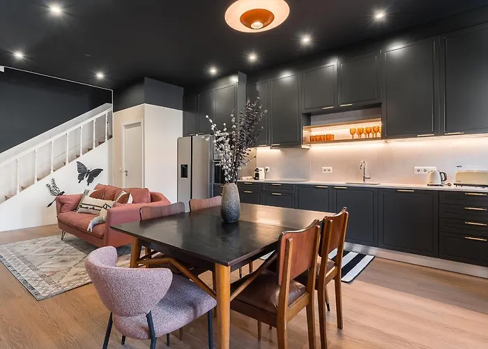 ゲストハウス L'atelier By Upperground 3*