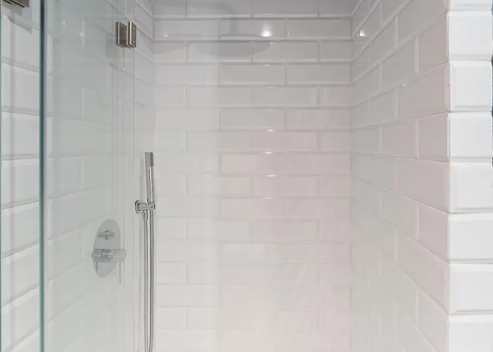 ゲストハウス L'atelier By Upperground